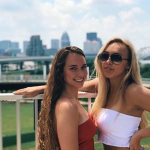 Meet your Posher, Carley